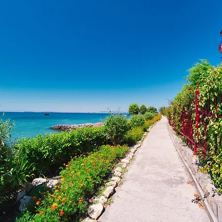Marina View Fort Beach Apartment Sveti Vlas